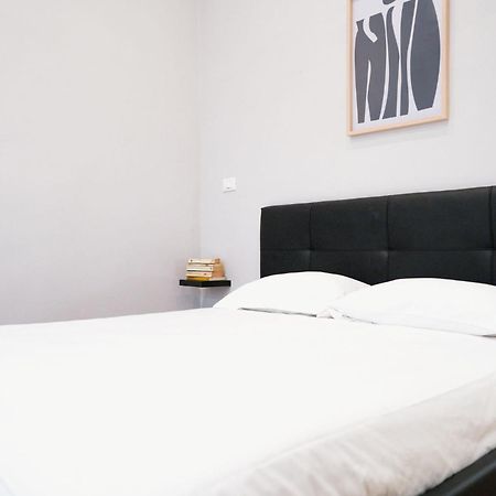 Bava Apartment Turin Bagian luar foto