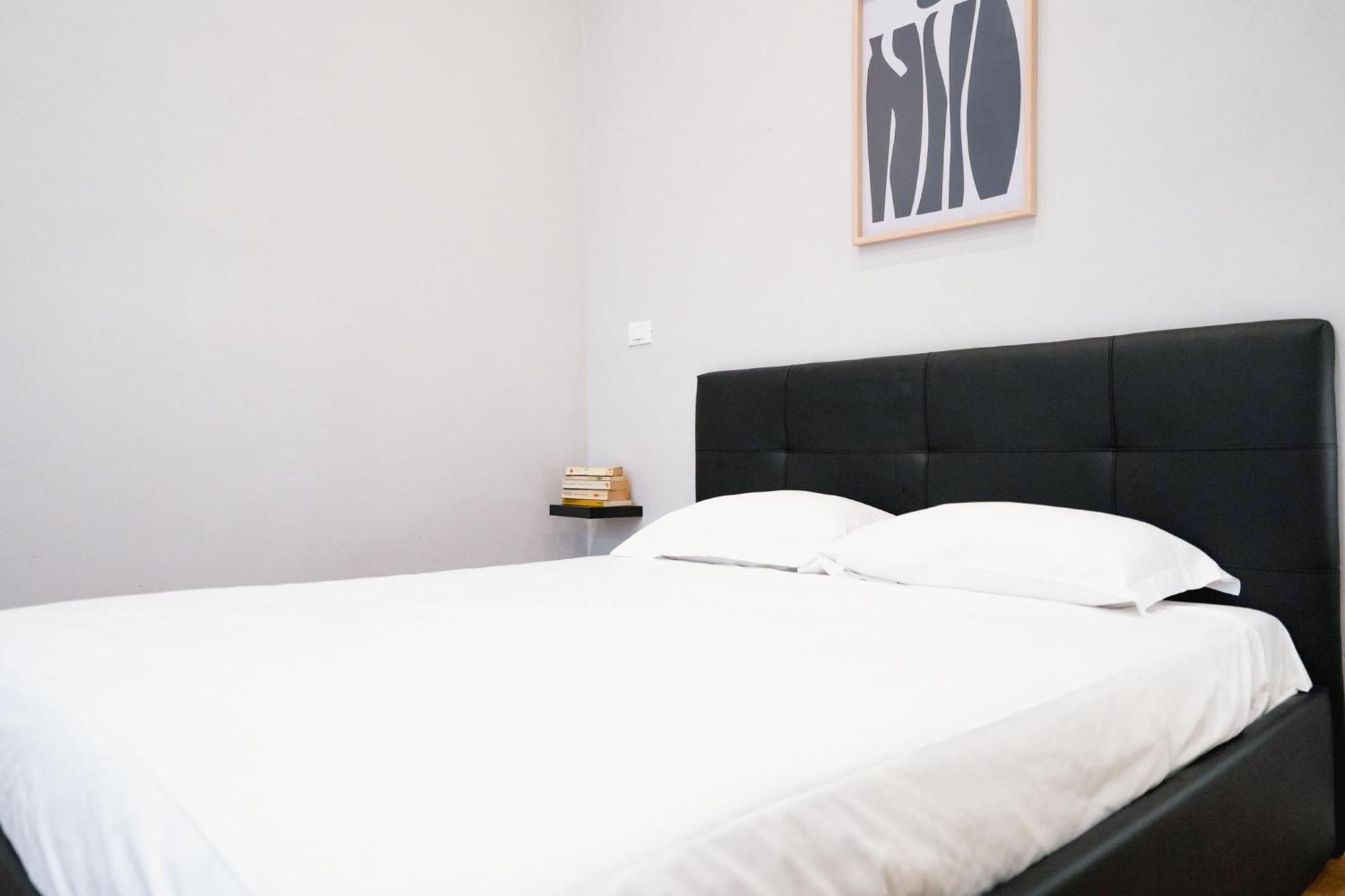 Bava Apartment Turin Bagian luar foto